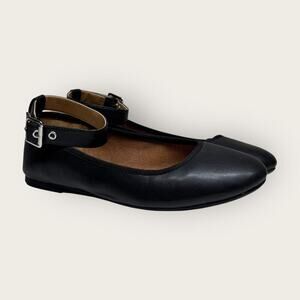 Sun + Stone | Luellaa Buckle Ankle Strap Ballet Flats | Black | Size 8